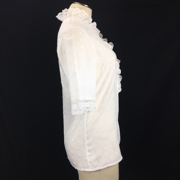 Vintage White Eyelet Blouse with Lace Trim - Picture 4 of 7